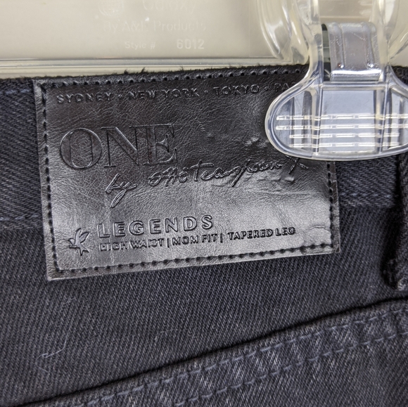 One Teaspoon | Black Cutout Mom Jeans-E34 - Picture 7 of 8